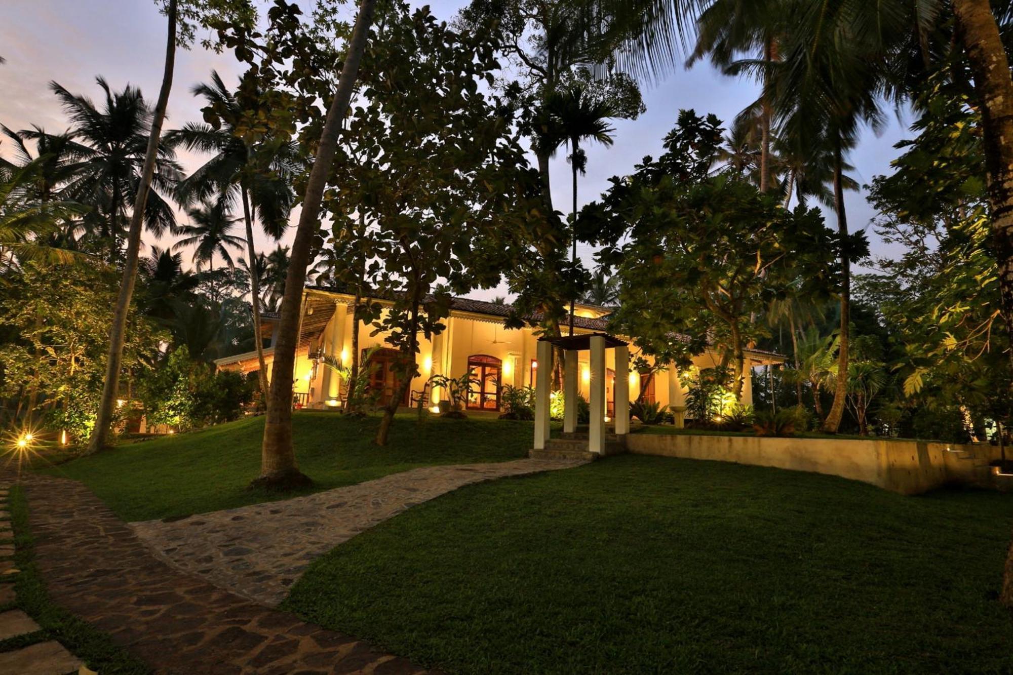 Amara Villa Ахангама Екстериор снимка